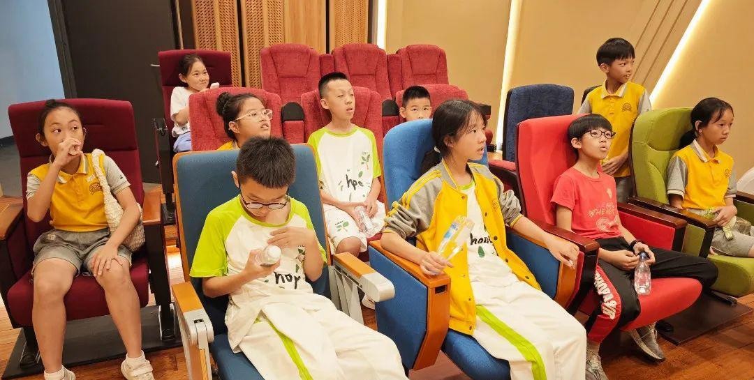 Foshan Lishui Bilingual School Teachers and Students Delegation Entered GOODSOUND Acoustic-9