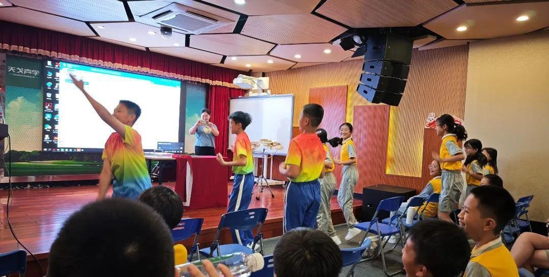 Foshan Lishui Bilingual School Teachers and Students Delegation Entered GOODSOUND Acoustic-16